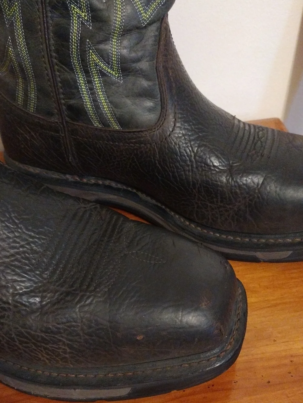 Ariat please check
